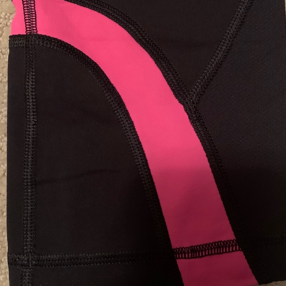 Lululemon Run Inspire Crop II Black/Pink Leggings - Picture 5 of 8